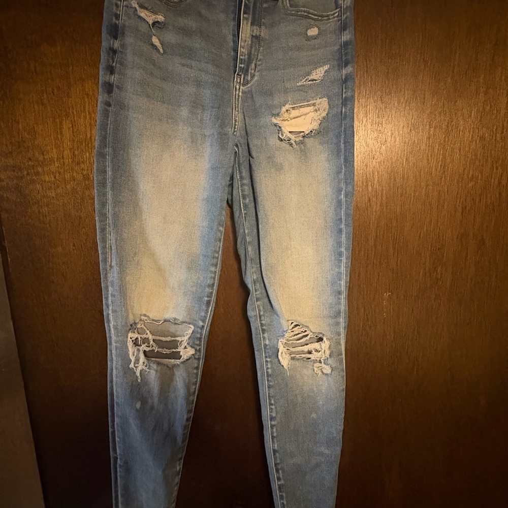 American Eagle Outfitters Light Blue Distressed Curvy Skinny Jeans